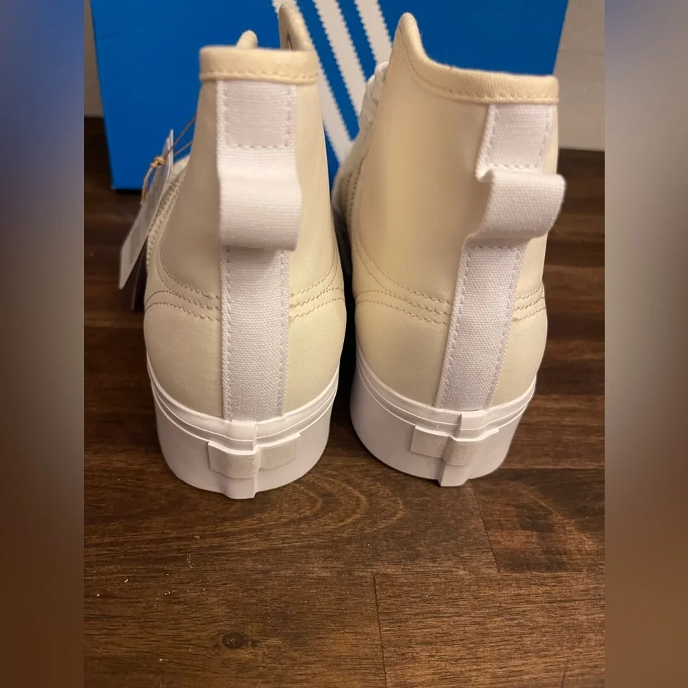 ADIDAS SHOES NIZZA PLATFORM SIZE 8.5 MID WONDER WHITE / WHITE‎ ATHLETIC SNEAKERS